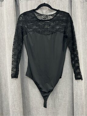 Source Unknown Black Lace Long Sleeve Bodysuit